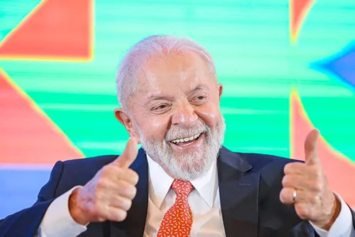 Afinal, os beneficiários do Bolsa Família aprovam o Governo Lula? Veja nova pesquisa!