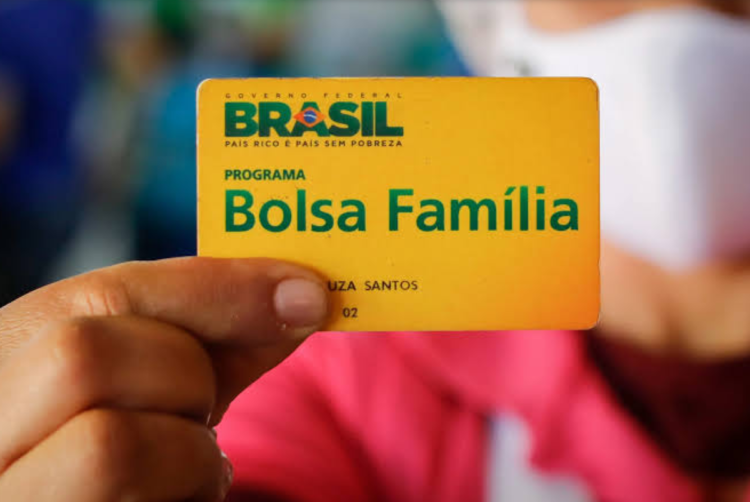 Milhares de brasileiros vão ganhar Bolsa Família: veja se você está na lista!